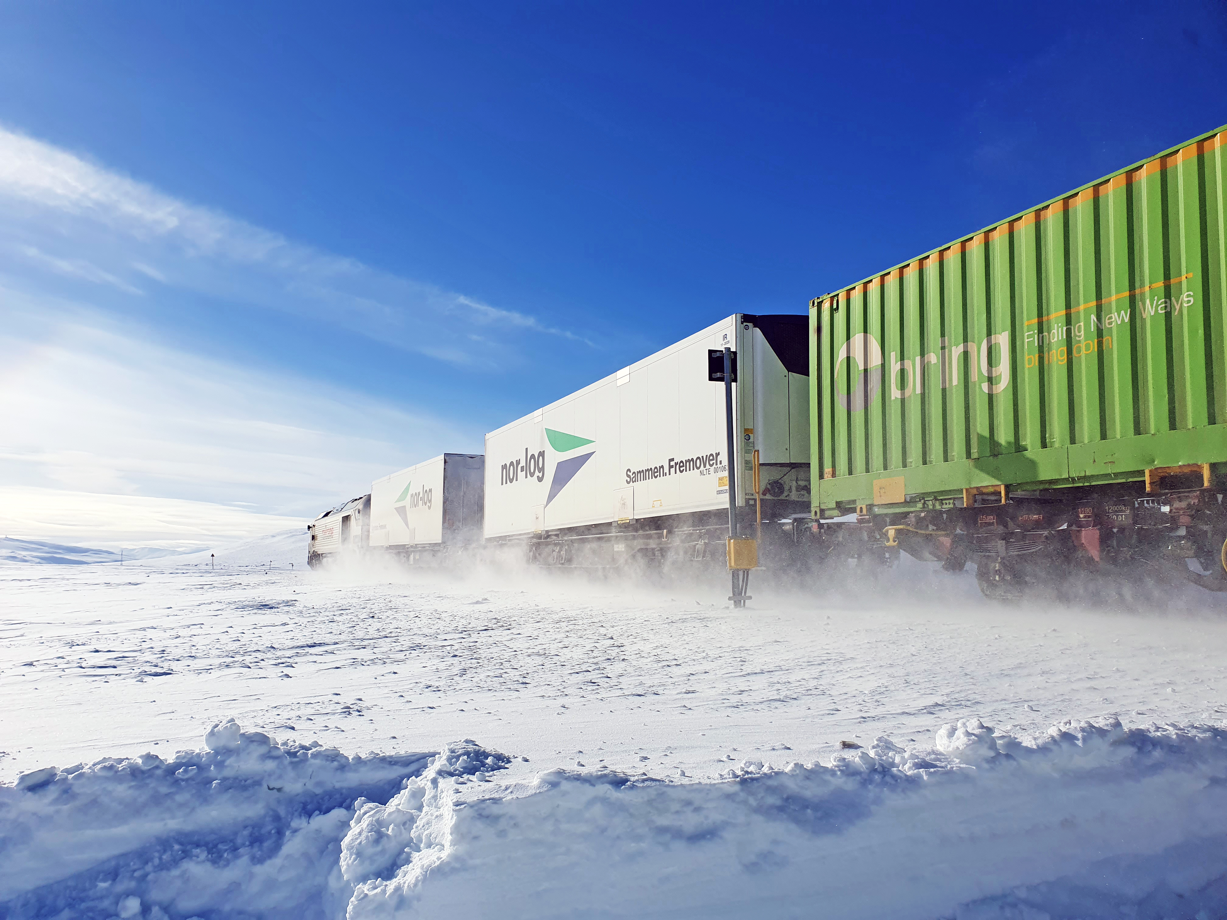 Godstog i vinterlandskap på Saltfjellet