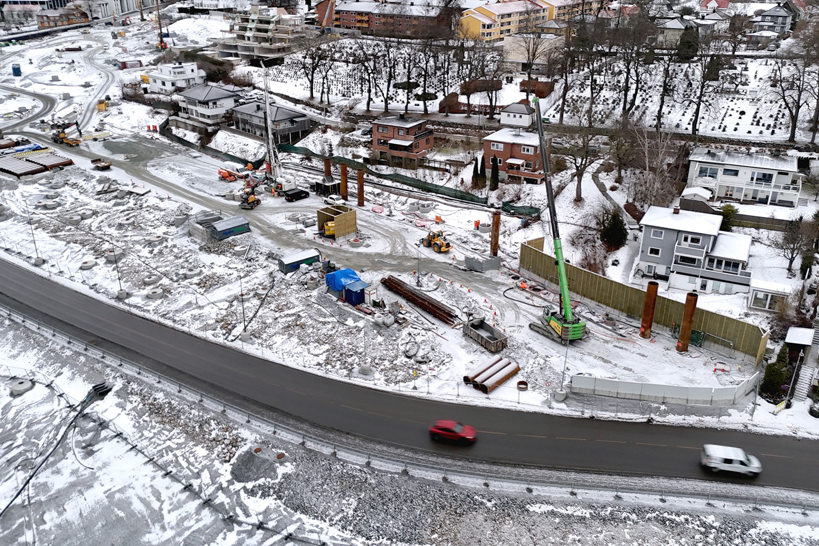 Dronefoto som viser det aktuelle området ved Fjordveien. 