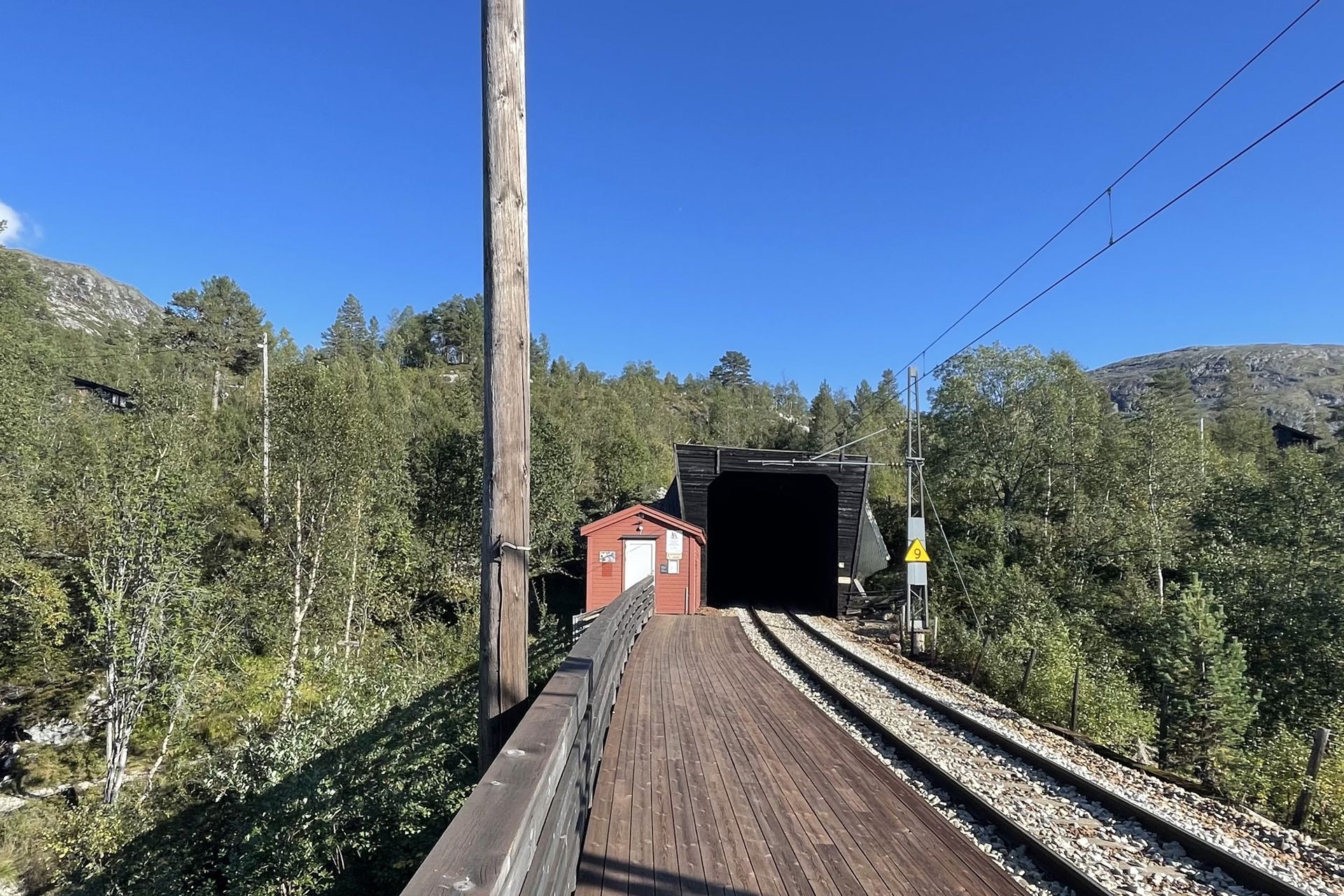Eksteriørfoto av Ljosanbotn stasjon